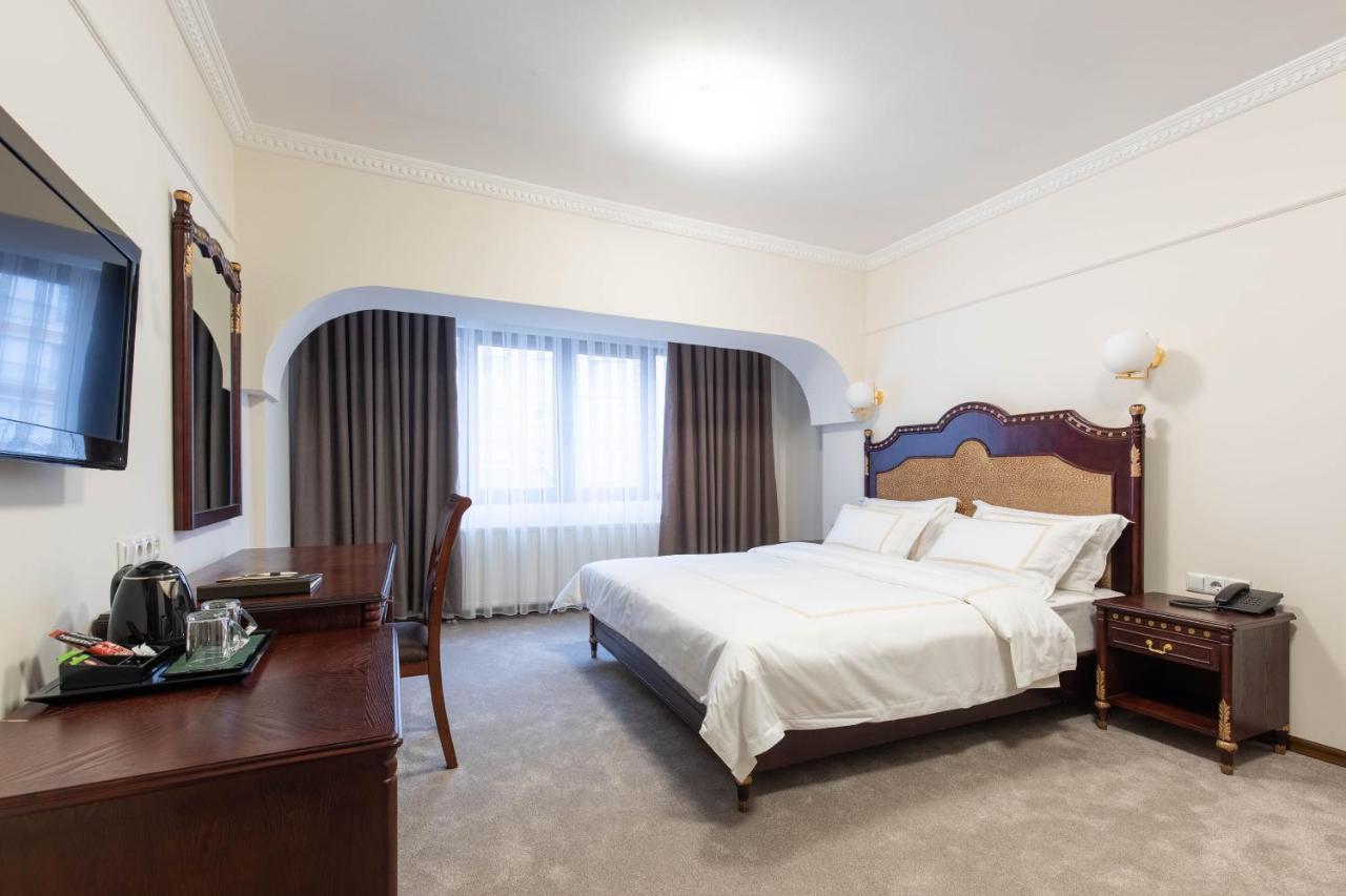 Hotel Afa Pristina Kültér fotó