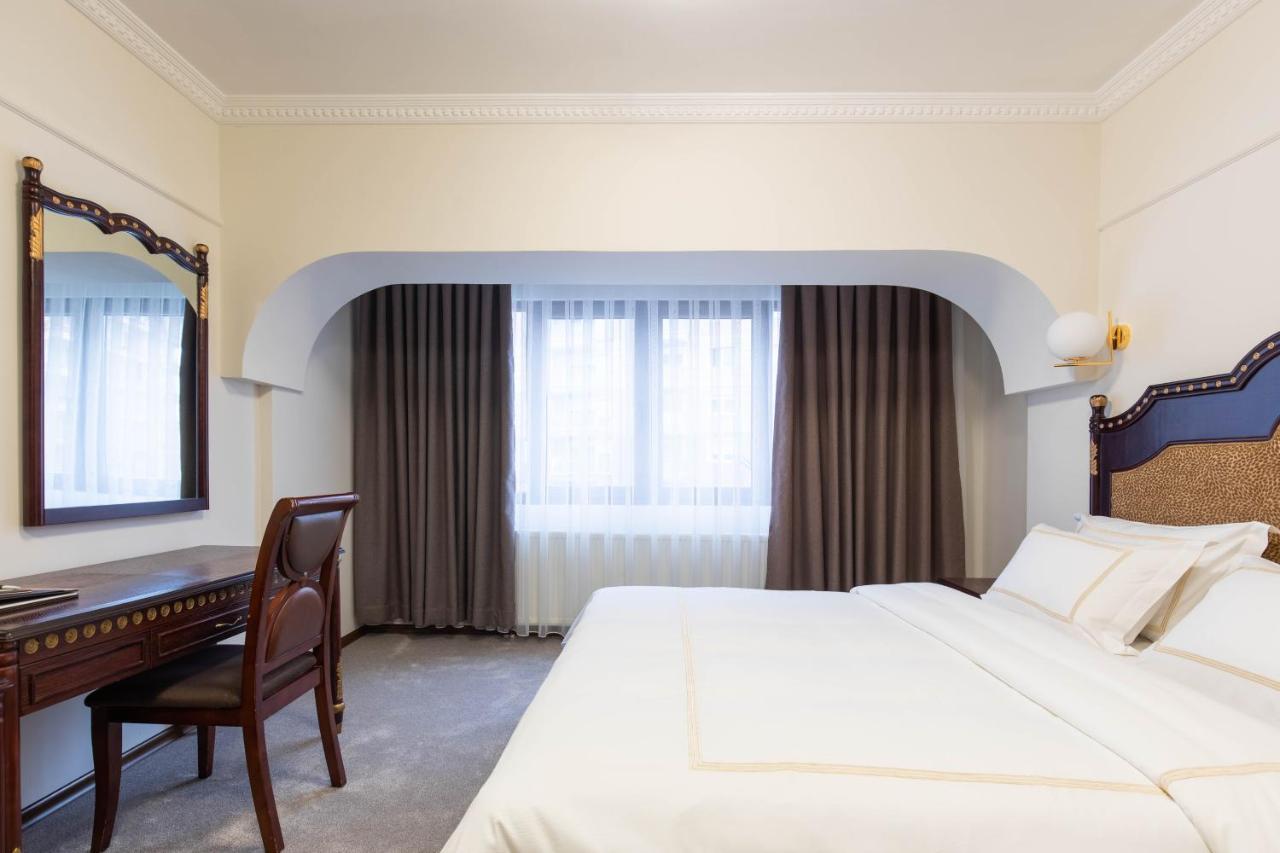Hotel Afa Pristina Kültér fotó