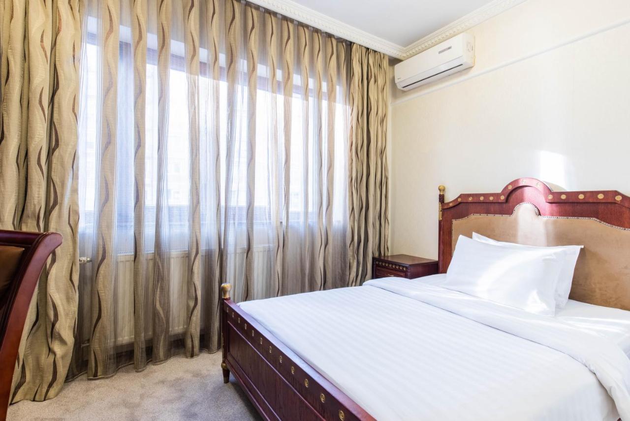 Hotel Afa Pristina Kültér fotó