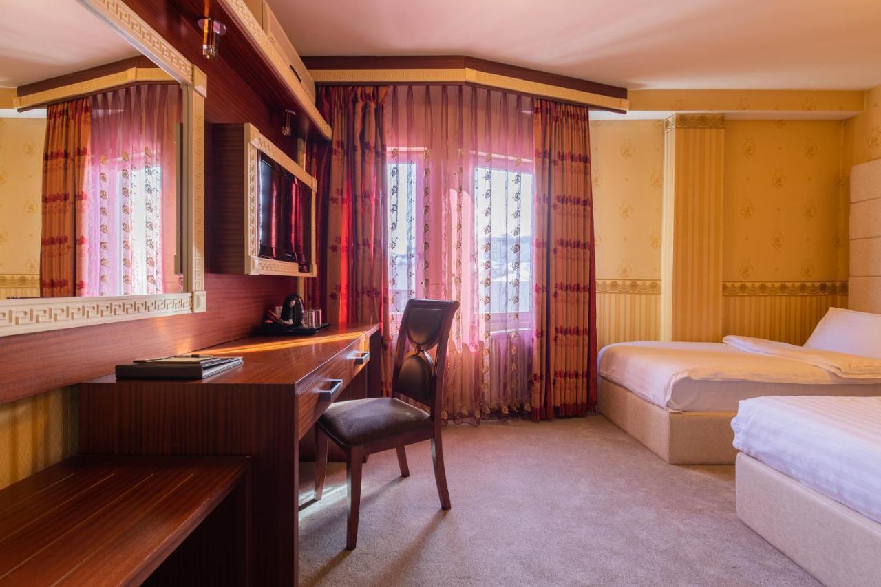 Hotel Afa Pristina Kültér fotó